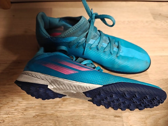 Adidas X SPEEDFLOW.3 TF Junior -jalkapallokengät, koko 37 1/3