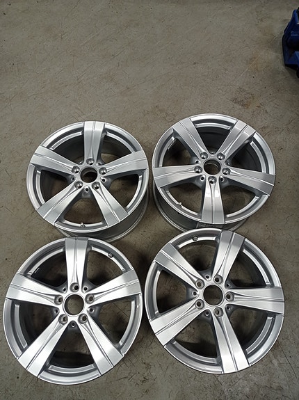 4kpl Uudet Mercedes Benz W206 alumiinivanteet 17"
