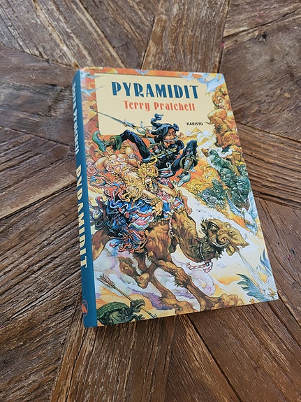 Terry Pratchett - Pyramidit