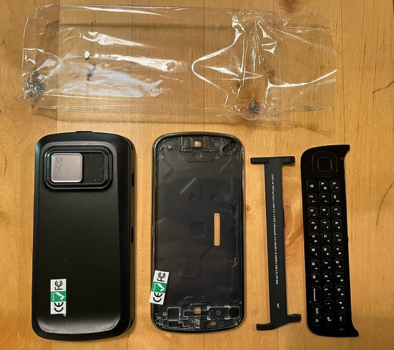 Uudet Nokia N97 vaihtokuoret