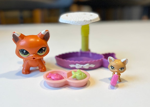 Littlest Pet Shop Walkables #2491 Kissa ja #2492 Kissanpentu