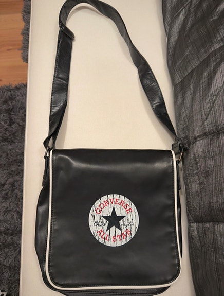 Converse olkalaukku