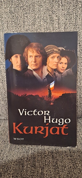 Myydään Les Misérables Kurjat kirja