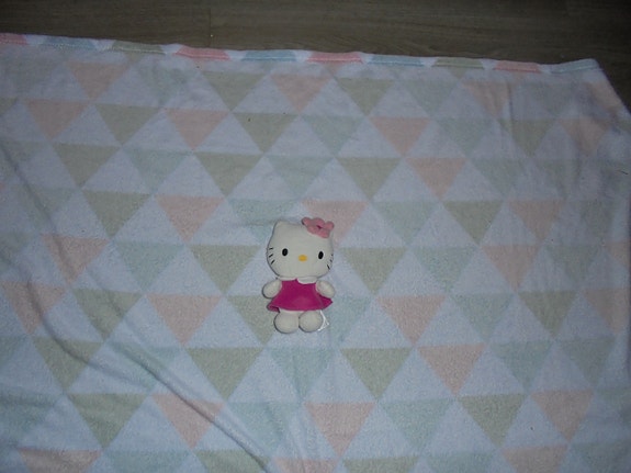 Hello kitty pehmo 17 cm