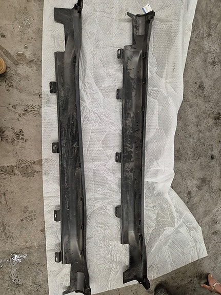 Honda hrv vm19-> helmat oik ja vas
