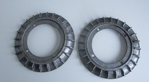 Product image 1 of 2