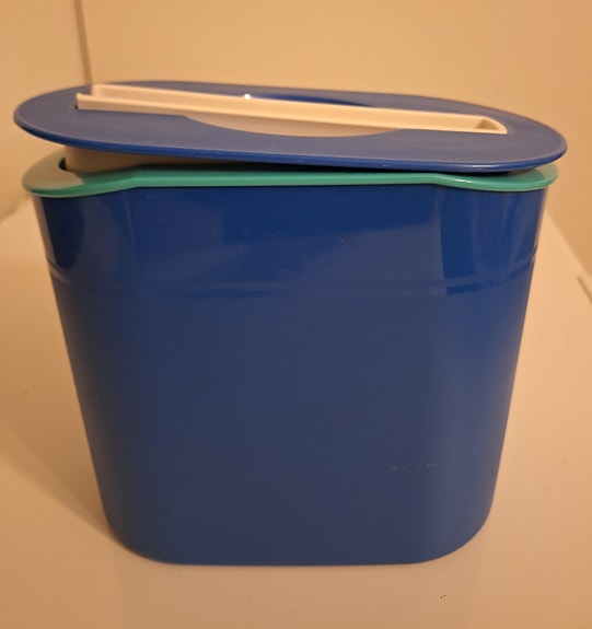 Tupperwaren jääpala-astia
