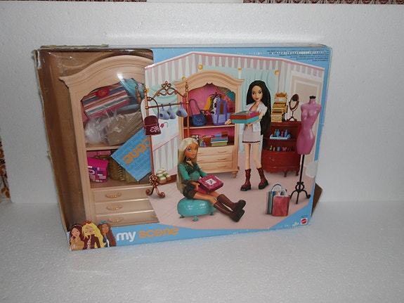 My Scene vaatekauppa Mattel Barbie 2003