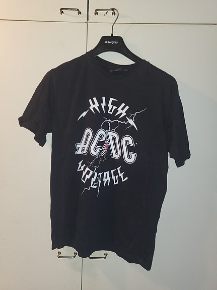 Ac/dc paita