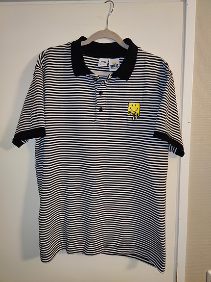 Zara Smiley pikeepaita