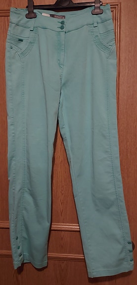 Product image 1 of 8