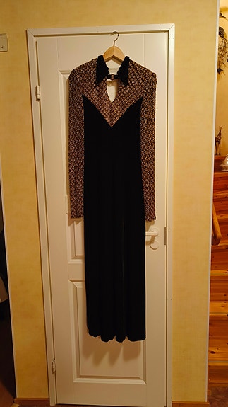 Product image 1 of 8