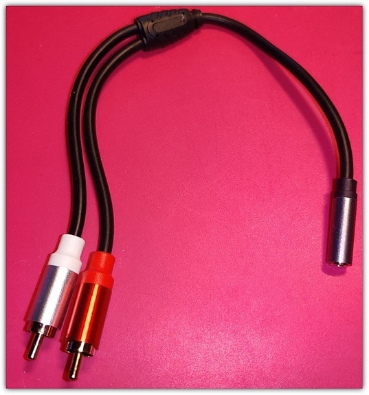 2 x RCA uros - 3.5mm naaras AUX-liitin / sovitin