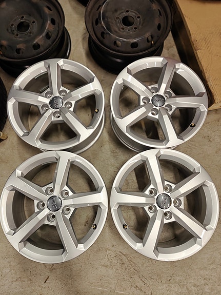 4kpl Uudet Audi 16 5x112 Et43 alkuperäiset alut