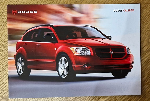 Dodge Caliber -esite 2007