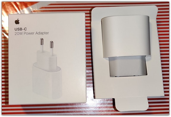Uusi iPhone/iPad-laturi & USB-C-Lightning-kaapeli