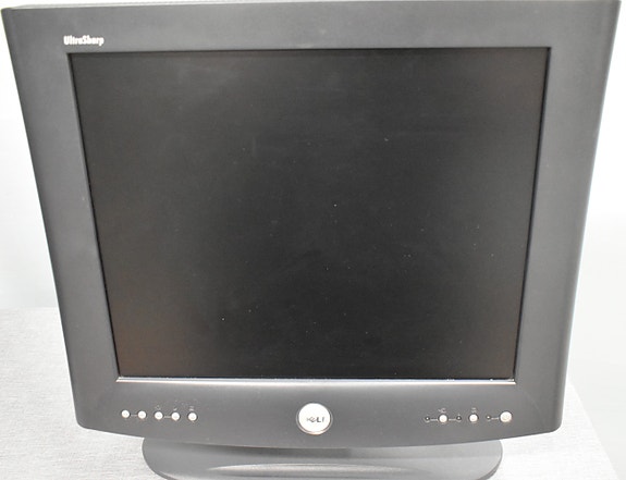 (A)2510 Dell ultrasharp 1702FP