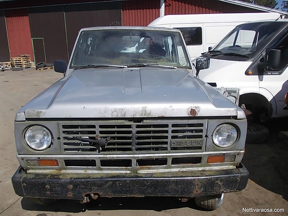 Nissan Datsun Patrol pitkä 3,3D