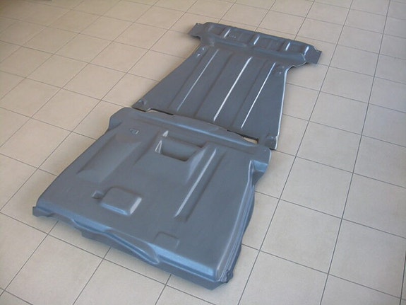 Uusi pohjapanssari BMW X5 E53 ( 1999 - 2006 ) ( 2 parts )
