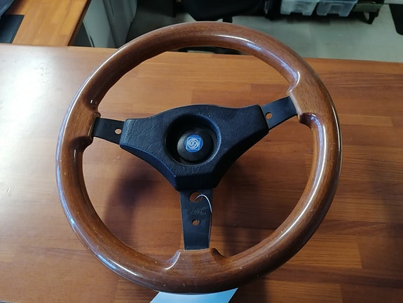 Luisi puuratti MGB keskiöllä