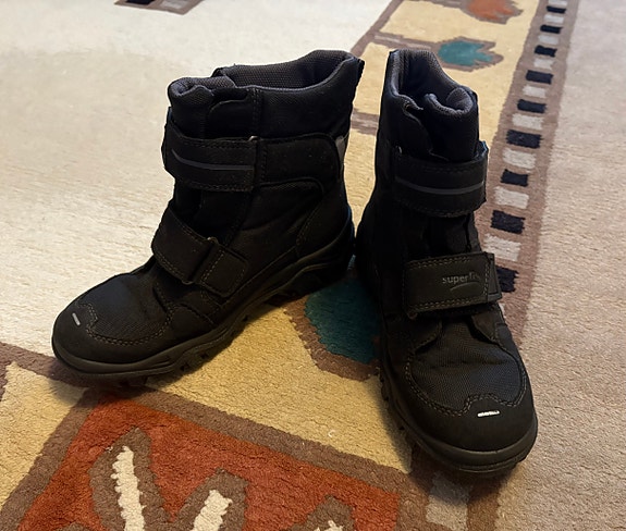 Superfit talvikengät 38