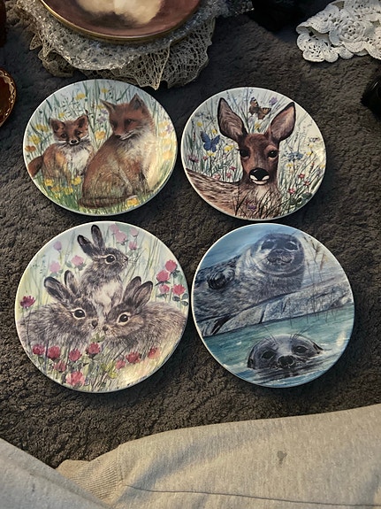 Arabia fauna seinälautaset