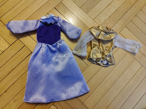 Prinsessa ja Prinssi barbien vaatteita