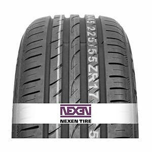 Uudet Nexen 205/45R17 kesärenkaat rahteineen