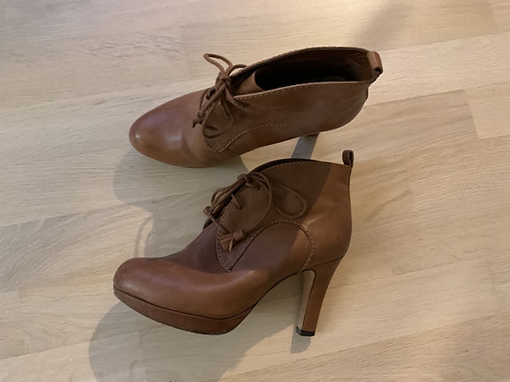 Clarks nilkkurit 39 korkokengät