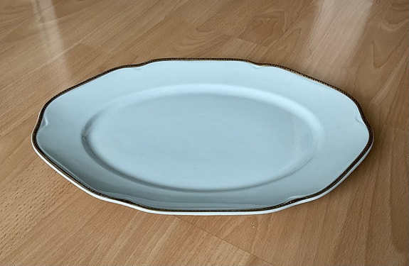 Arabia tarjoiluastia, 37,5x27cm, 1930-40 luku