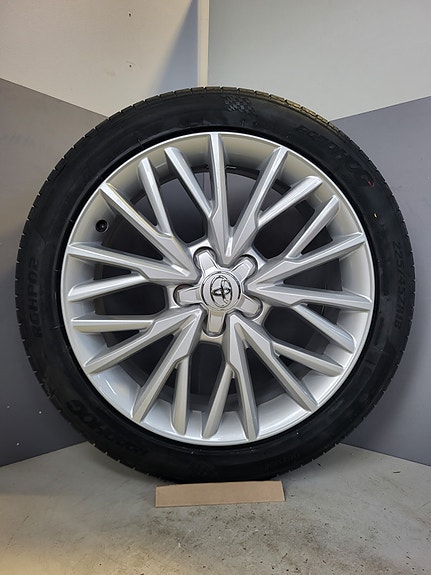 Toyotan kesärengassetti 5×114,3 18″