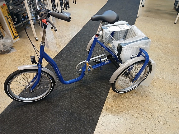 Monark kolmipyörä 20″ 3V musta Sininen