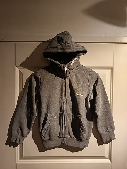 Cube Co huppari 134/140 koko