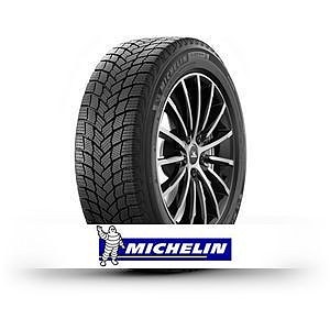 Uudet Michelin 215/45R17 kitkarenkaat rahteineen