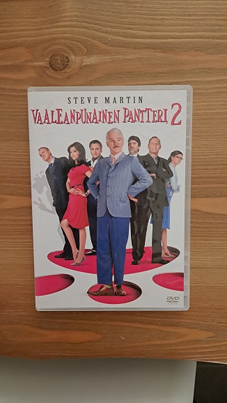 Vaaleanpunainen Pantteri 2