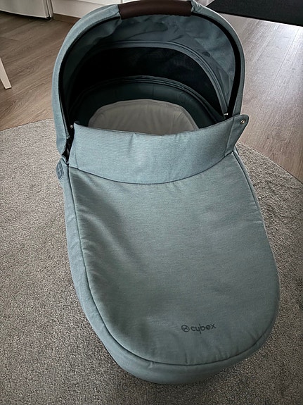 Product image 1 of 7