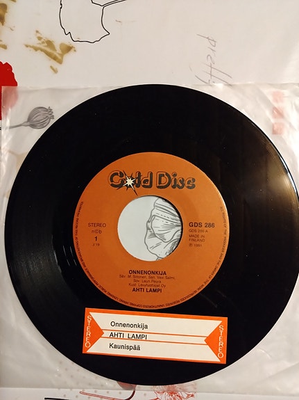 Ahti Lampi 7" Onnenonkija/Kaunispää