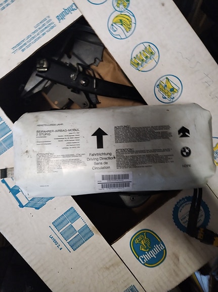 Bmw E46 airbag