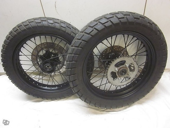 Scrambler vannesarja 17"