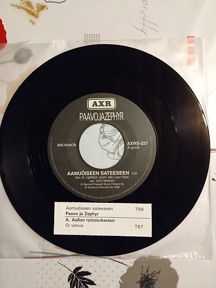 Paavo ja Zephyr/A.Aallon Rytmiorkesteri 7" Single