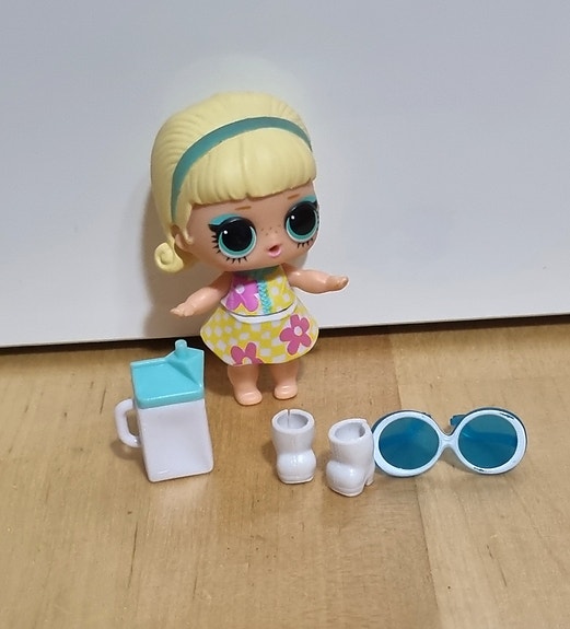 Product image 2 of 4