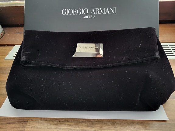 Giorgio Armani laukku ale