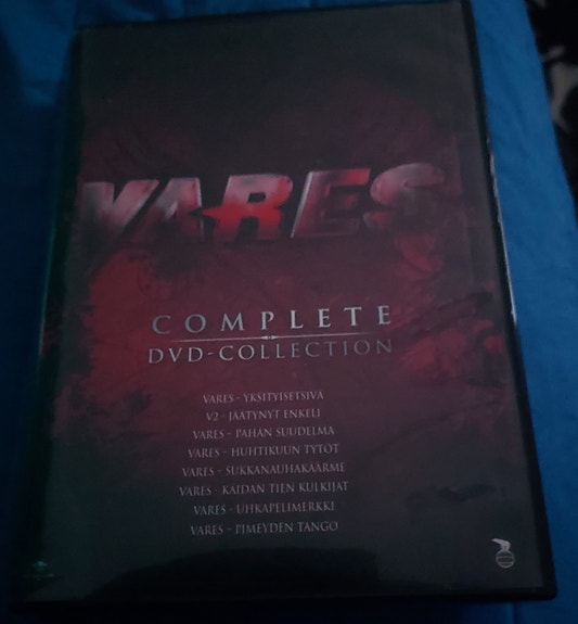 Vares dvd boksi. 8 elokuvaa.