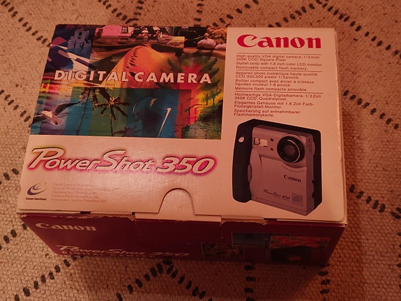 Canon PowerShot 350 varusteineen