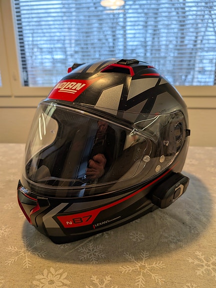 Nolan N87 kypärä (M)