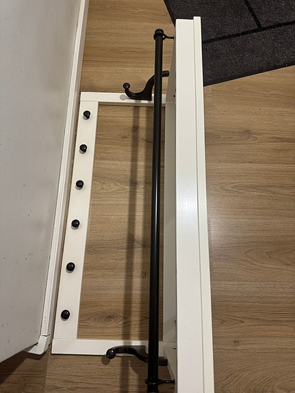 Ikea hemnes hattuhylly