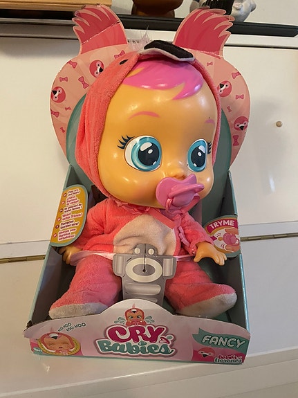 Cry Baby paketissaan