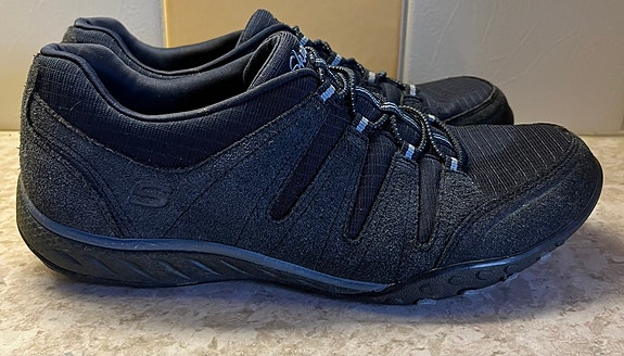 Skechers kävelykengät 37