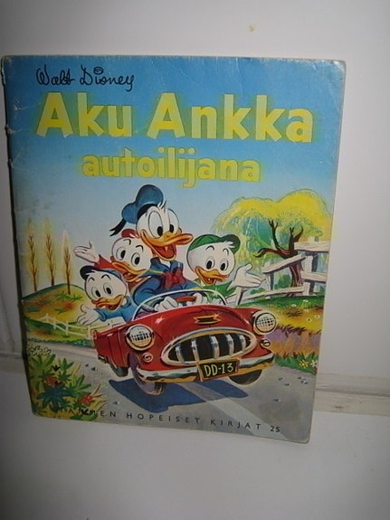 Walt Disney: Aku Ankka autoilijana