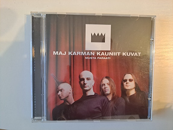 Maj karman kauniit kuvat Musta paraati ep